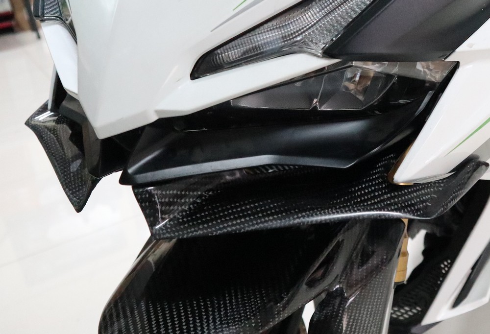 【Carbon Variasi】Front Winglet
