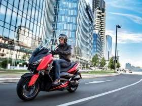 [New Motorcycle] 2018 XMAX 125 - Webike Indonesia